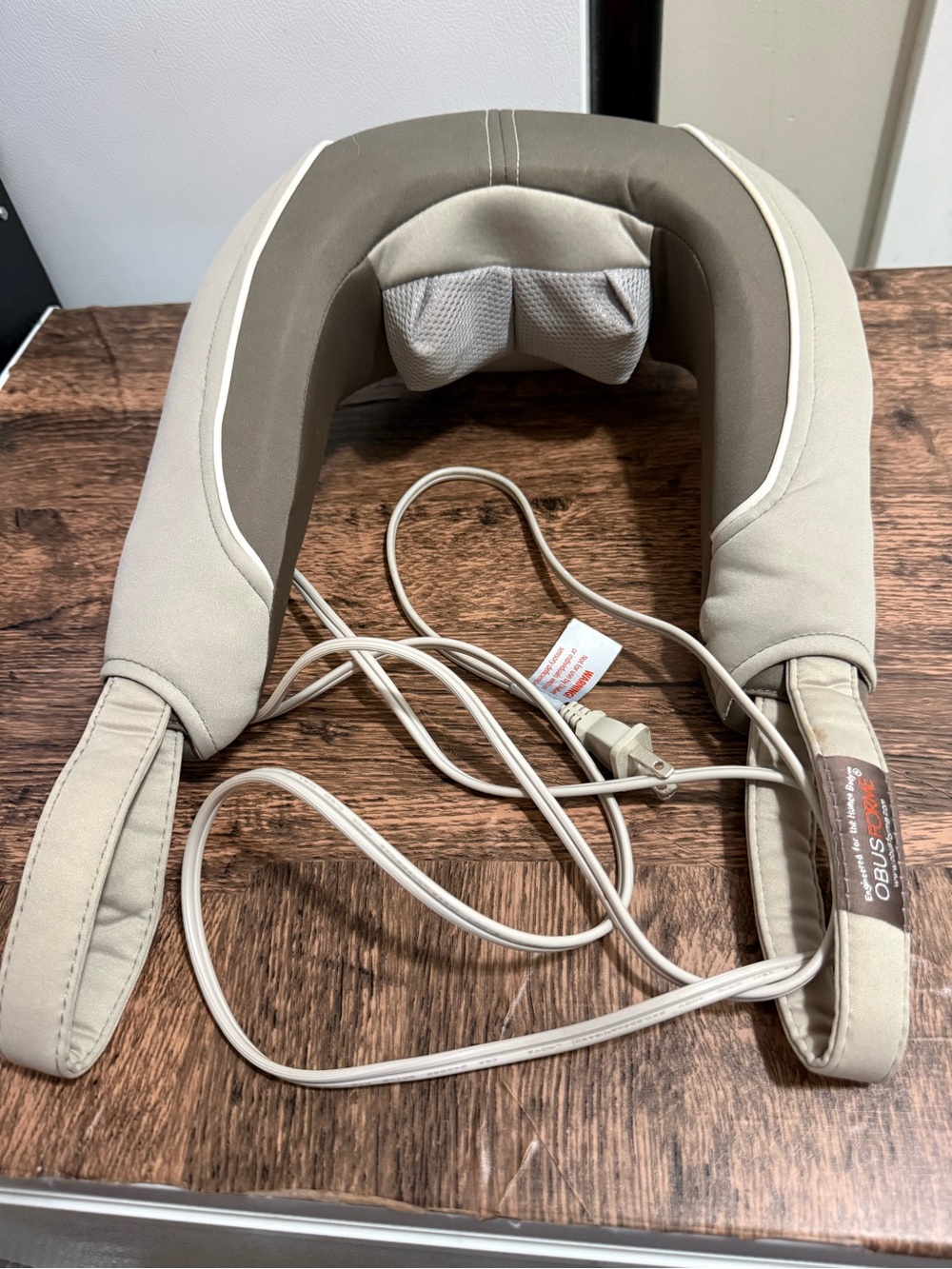 Shiatsu Neck & Shoulder Massager in Taupe